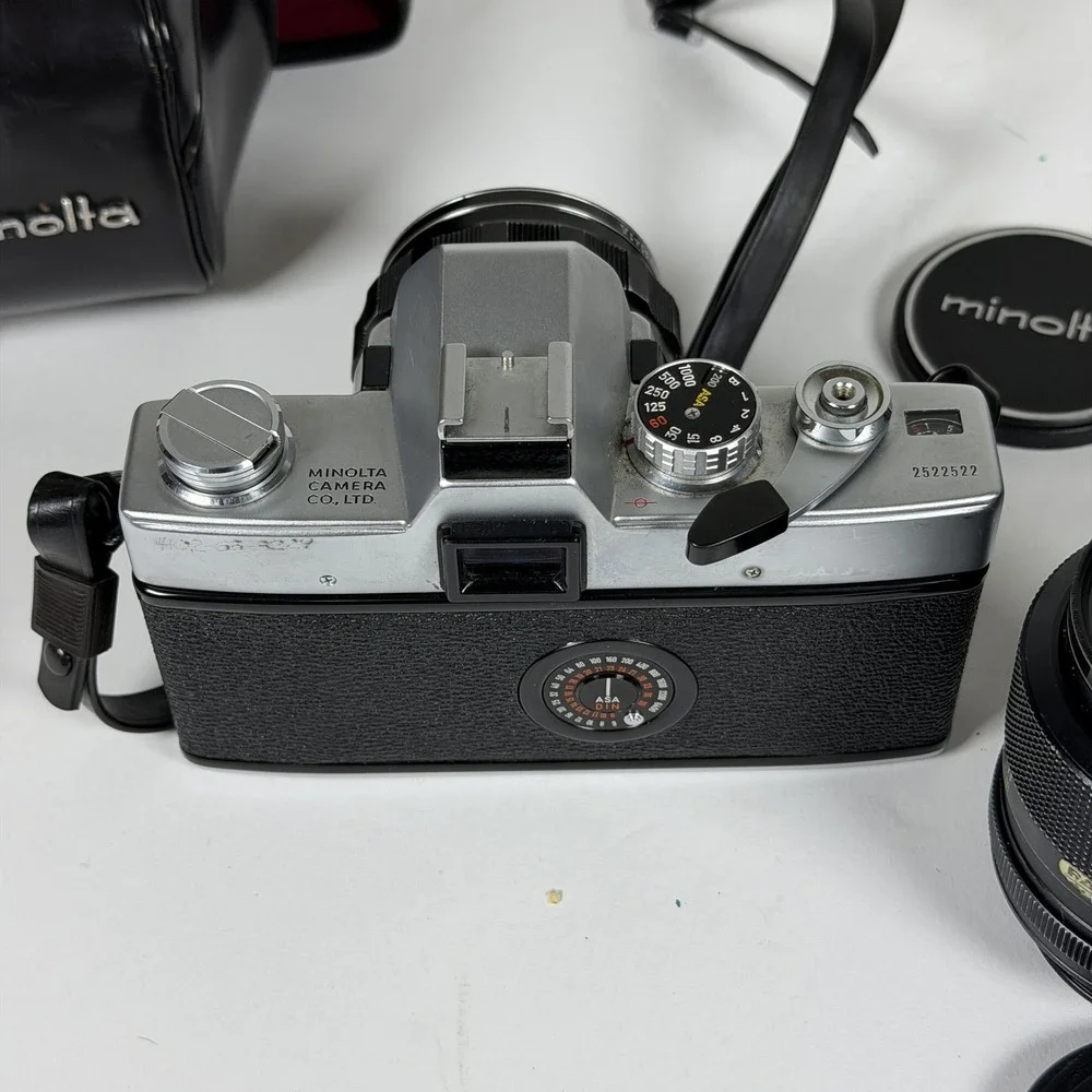 Vintage Minolta SR-T 101 35mm SLR Camera Lot w/ Lenses & Flash - Storage F-15